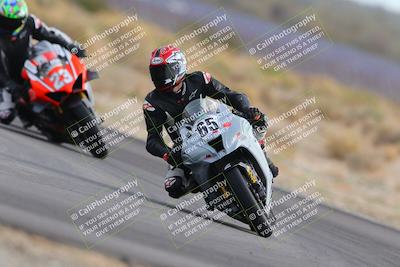 media/Dec-17-2022-SoCal Trackdays (Sat) [[224abd9271]]/Turn 16 (210pm)/